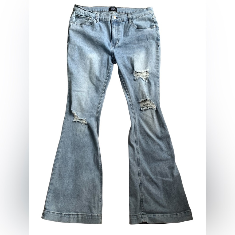 SIMPLE SOCIETY Woman’s Junior Size 11 Distressed Light Blue Flare Jeans Denim